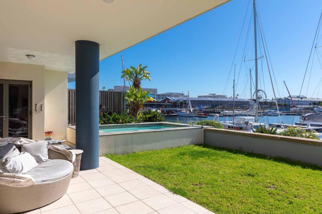 Outstanding V&A Marina Waterfront Apartment 开普敦 外观 照片