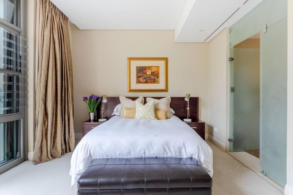 Outstanding V&A Marina Waterfront Apartment 开普敦 外观 照片